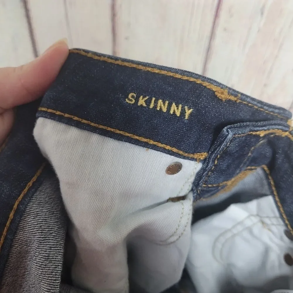 EUC 28x30 Mens/boys‎ american eagle skinny jeans